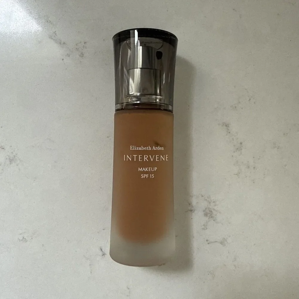 Elizabeth Arden INTERVENE Makeup Foundation SPF15 #15 Soft Toffee 1fl oz/30 ml